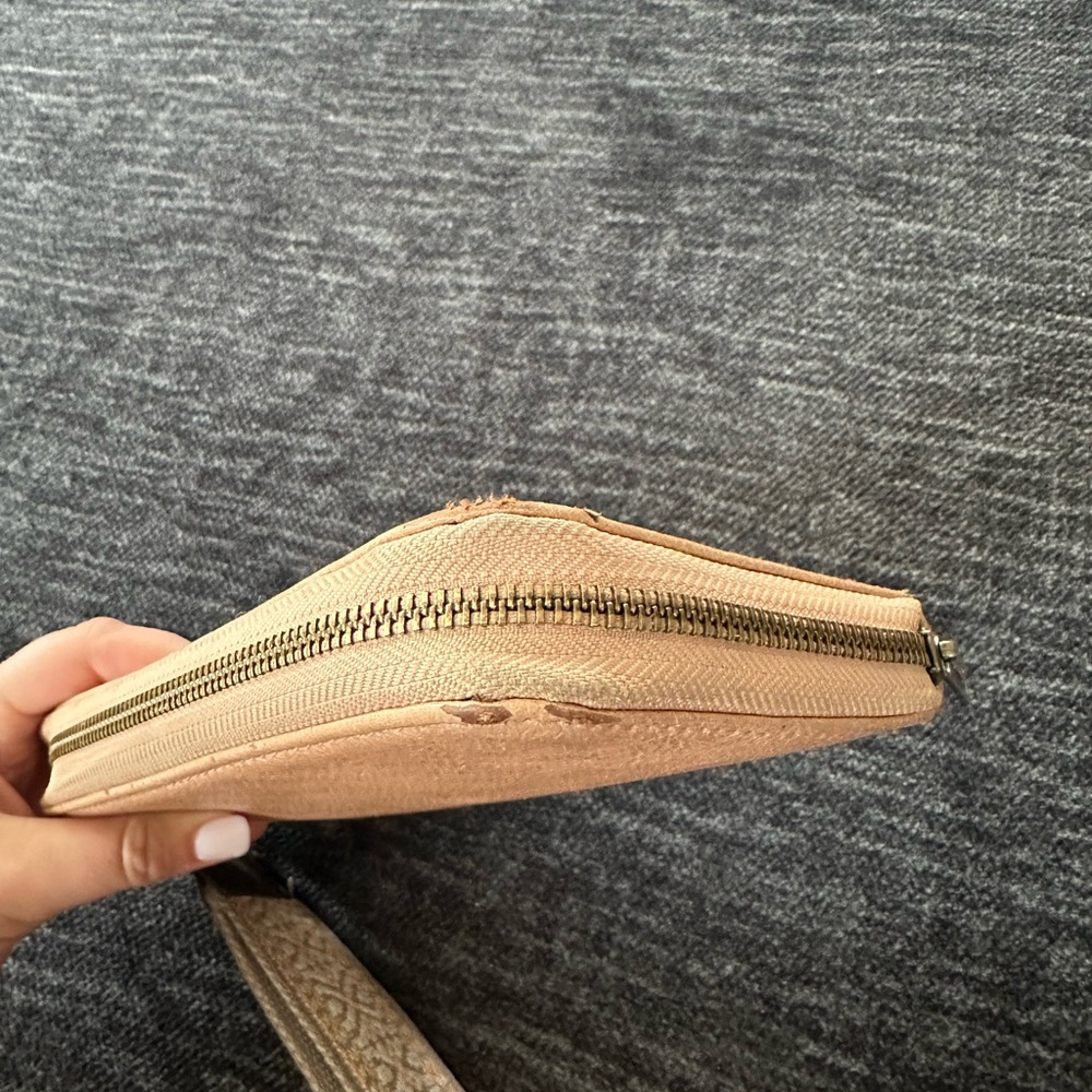 Thirty-One Wallet - Picture 7 of 10
